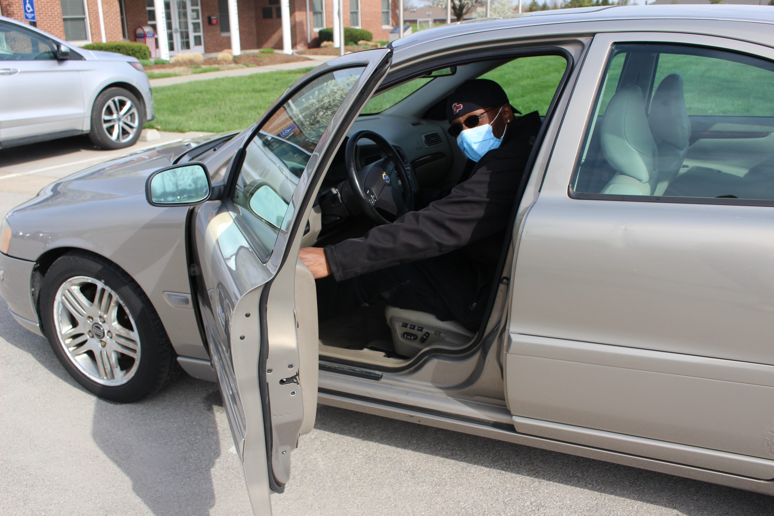 Marine Corps veteran Steve received a free car thanks to IN American Legion